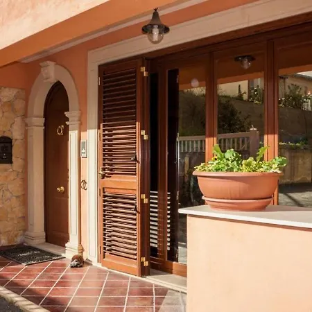 Casa La Ferula Apt1 Vicino Al Mare E Taormina * SantʼAlessio Siculo